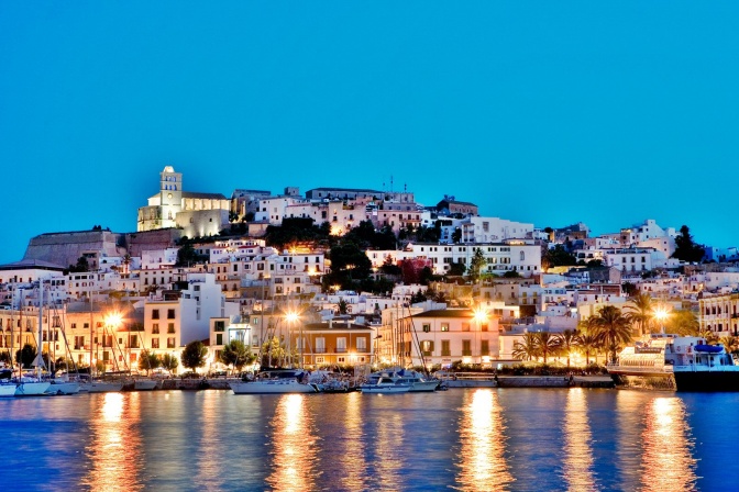 Folded Wing's Ibiza Selection!